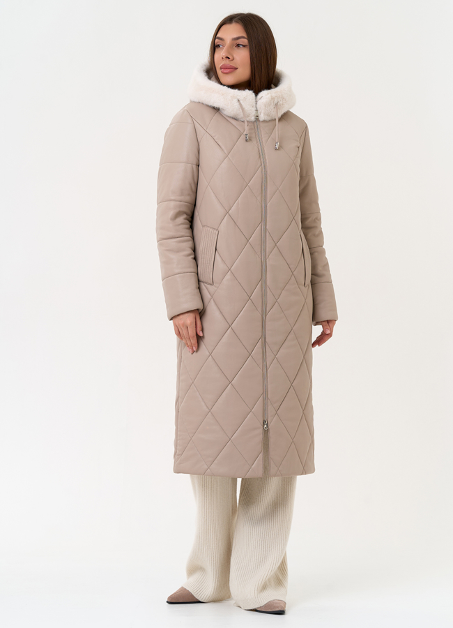 Женское пальто из эко кожи с капюшоном модель № 27731 в кредит