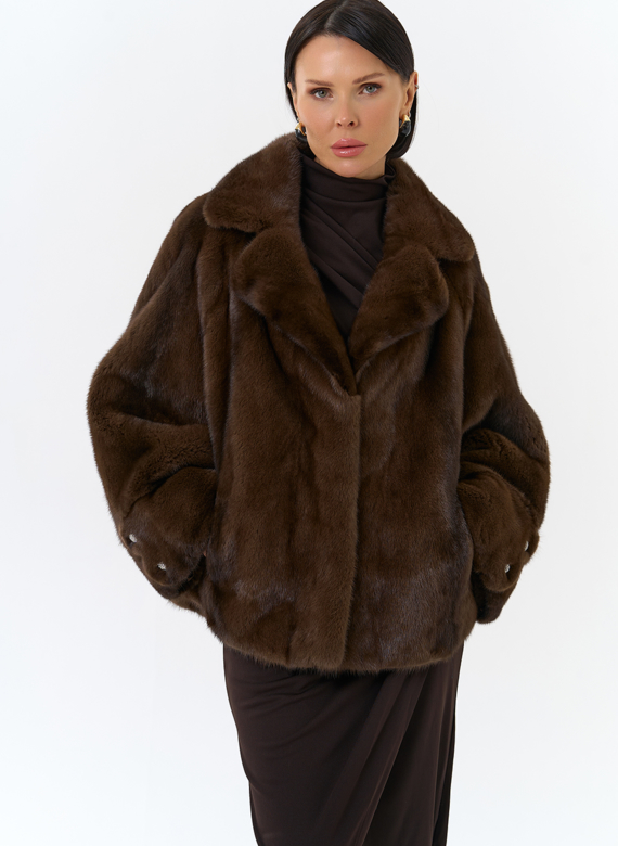 Укороченная шуба из меха норки 