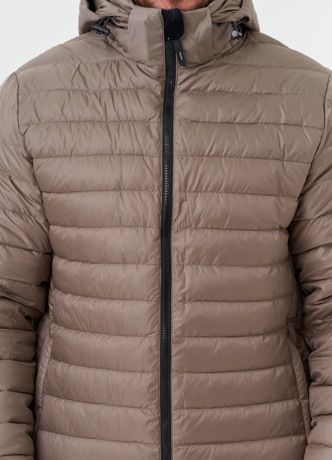 Стеганая куртка с капюшоном модель № 28020 универмаг малина