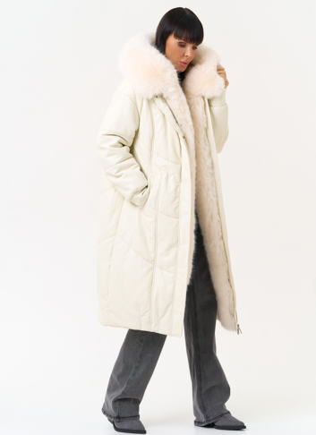 Женский пуховик из эко кожи со съемным эко мехом