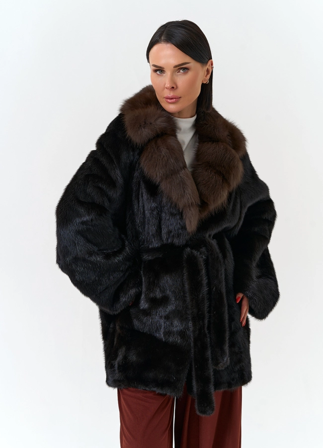 Шуба из меха норки с воротником из меха куницы модель № 32134 меха малина
