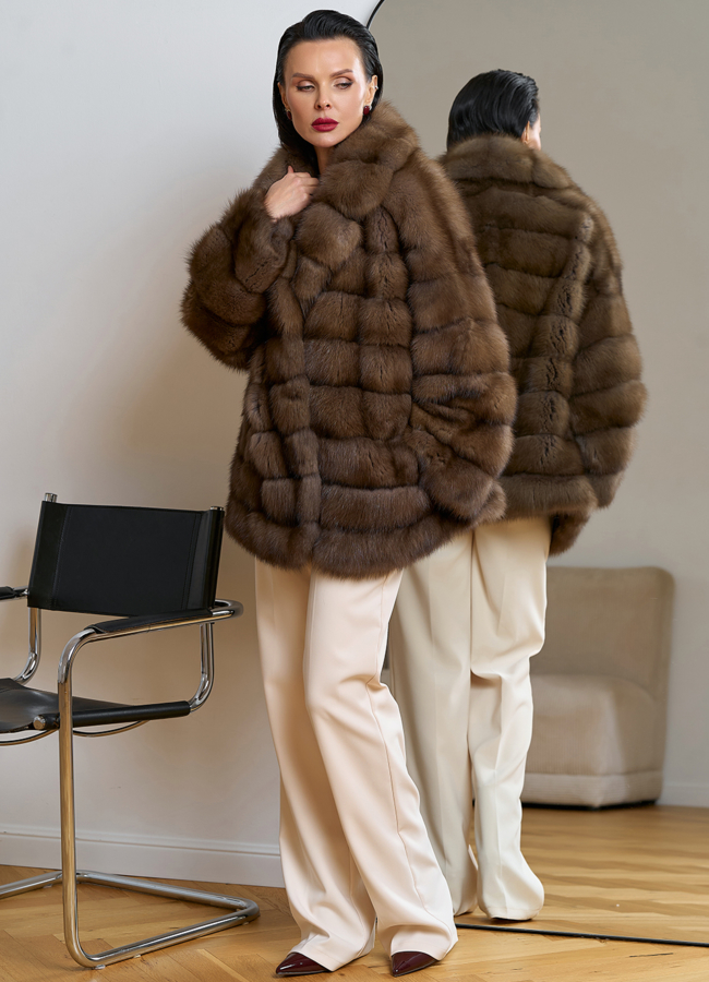 Женская шуба из куницы с английским воротником модель № 31770 в рассрочку