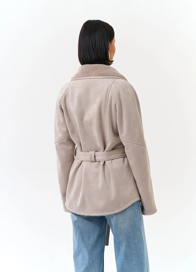 фото Женская дубленка из эко замши с поясом модель № 32793