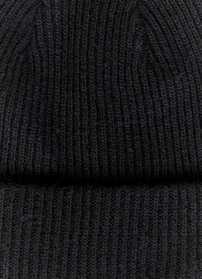Шапка мужская черного цвета модель № MMH9937/3 в рассрочку