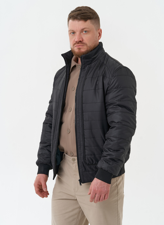 Мужская куртка бомбер черного цвета