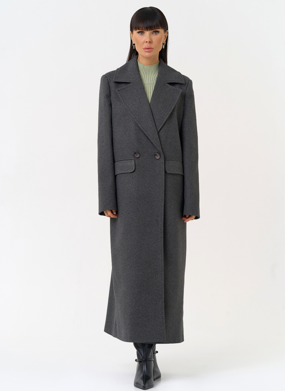 Женское пальто с английским воротником